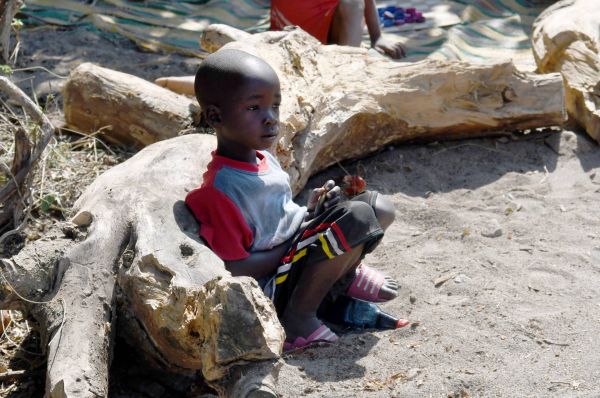 Tanzania Ikombe Kinder