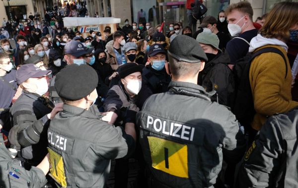 Querdenker Demonstration Tübingen Polizei