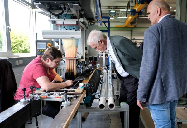Siebfarbrik Winfried Kretschmann Besichtigung Detail